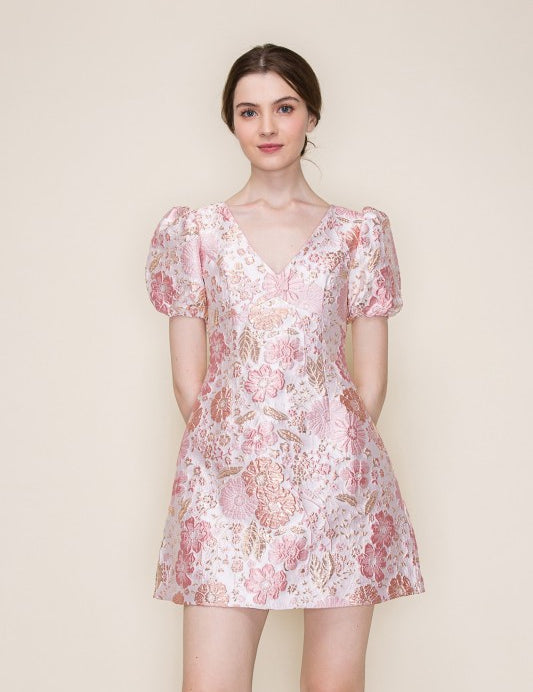 She'll Get A Second Glance Dress - Pink