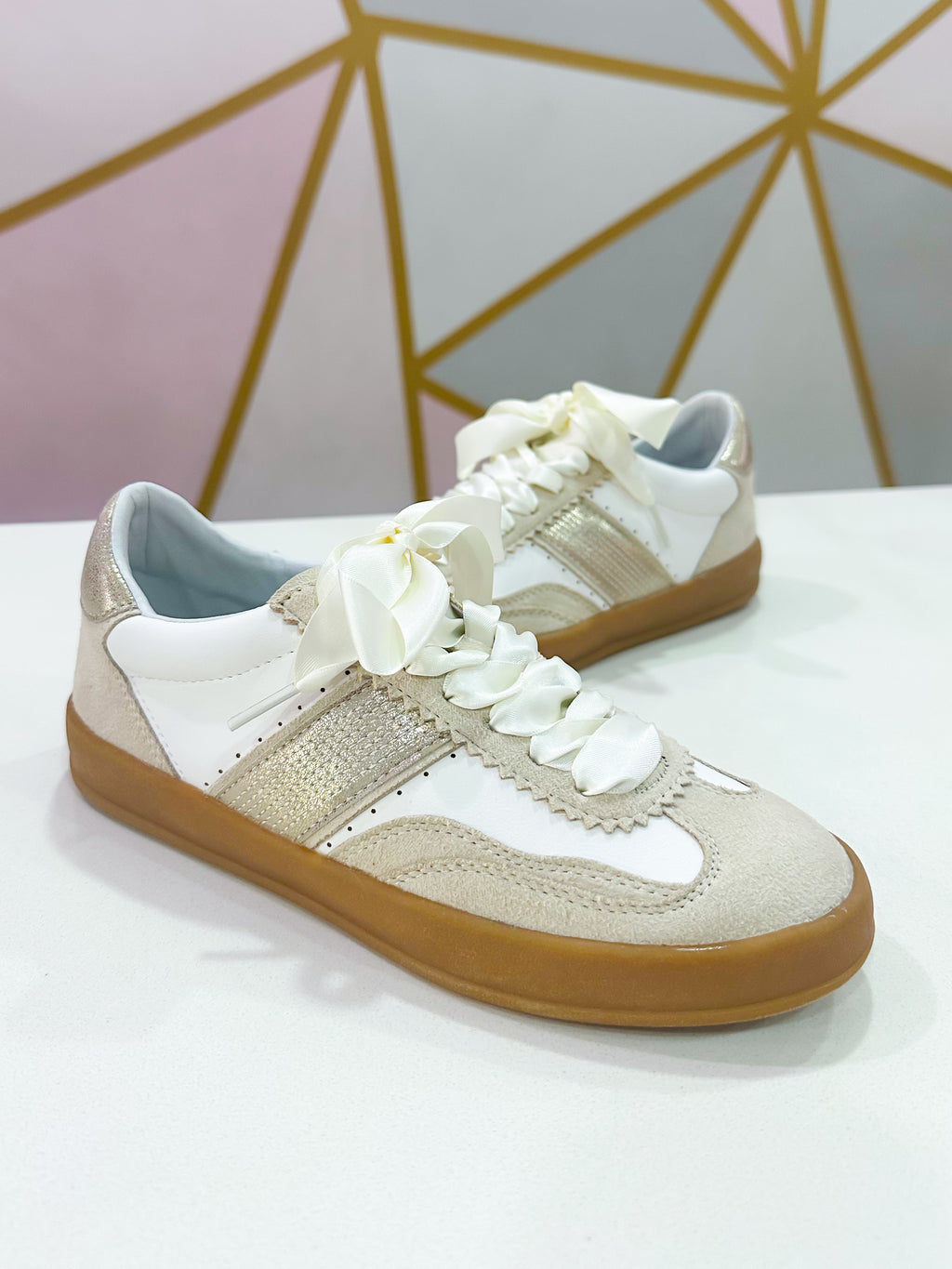 Dixie Sneaker Beige