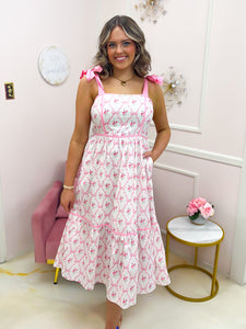 Frolick In Fancy Dress pink