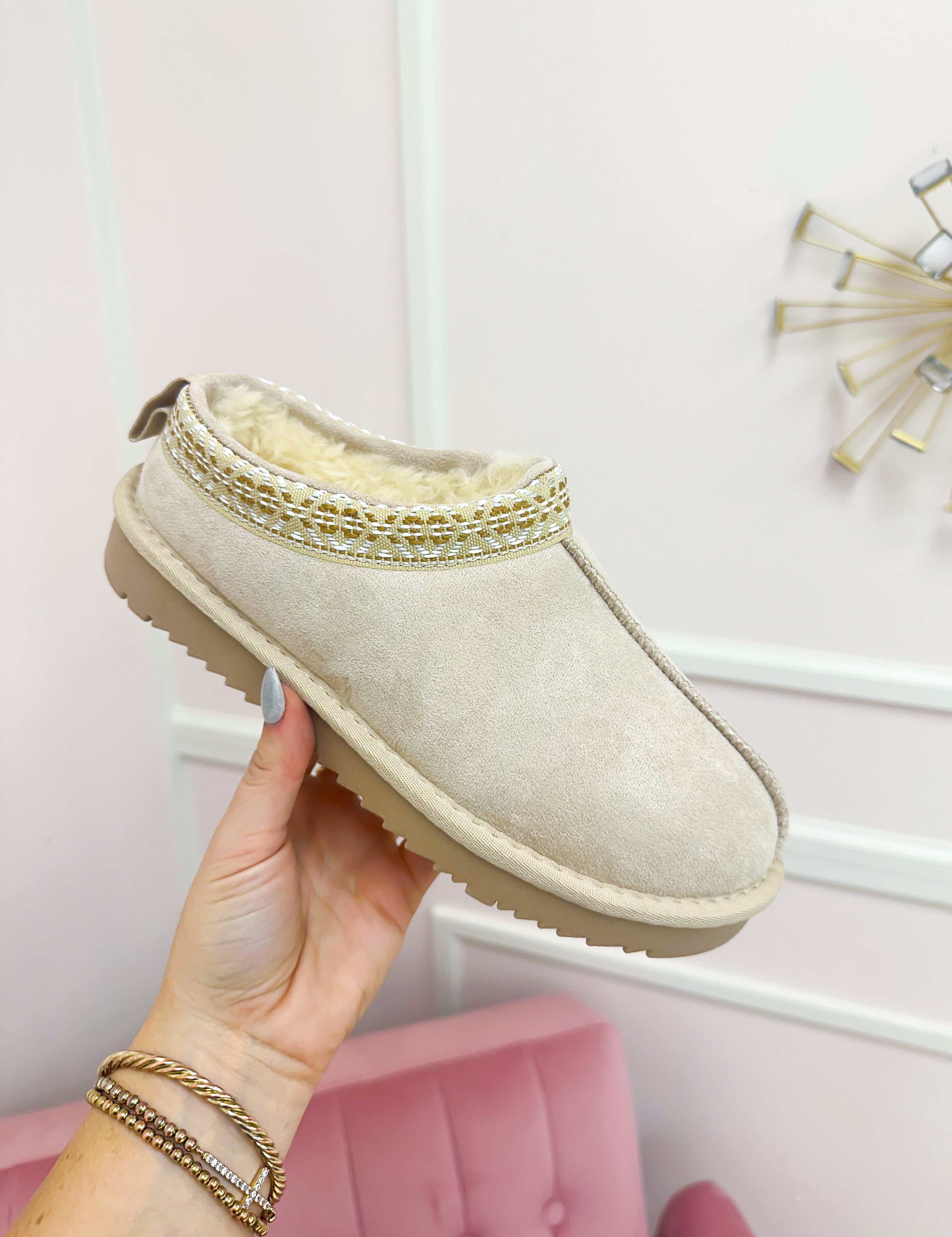 DOORBUSTER Slipper Cream