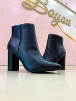 Bellfleur Bootie Black PU