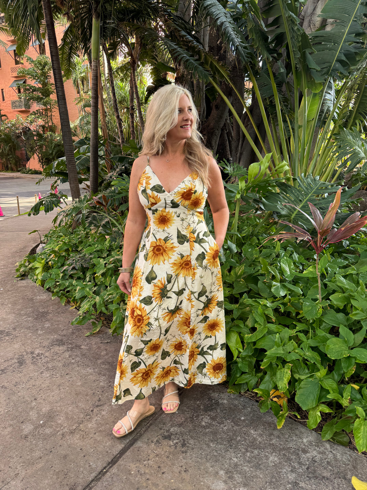 seafolly sunflower maxi dress – Bayou Belle Boutique corrinedress this long dress is Black and Orange Floral Size:size 1