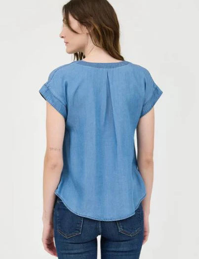Weekend Wonder Chambray Blouse