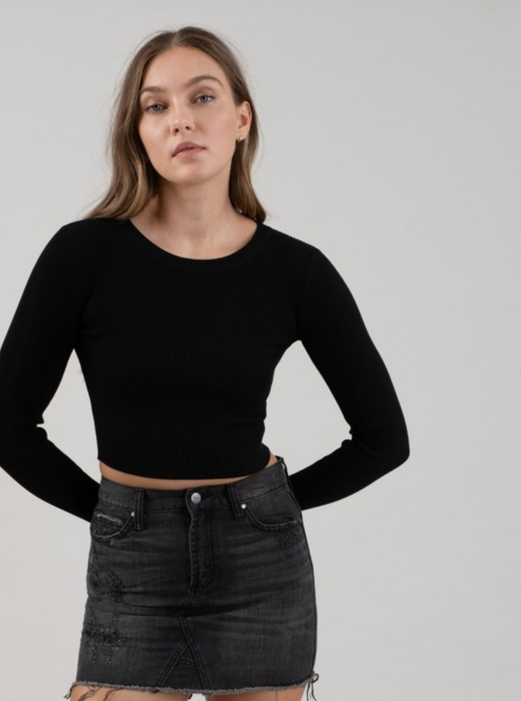 Understatement Top Black