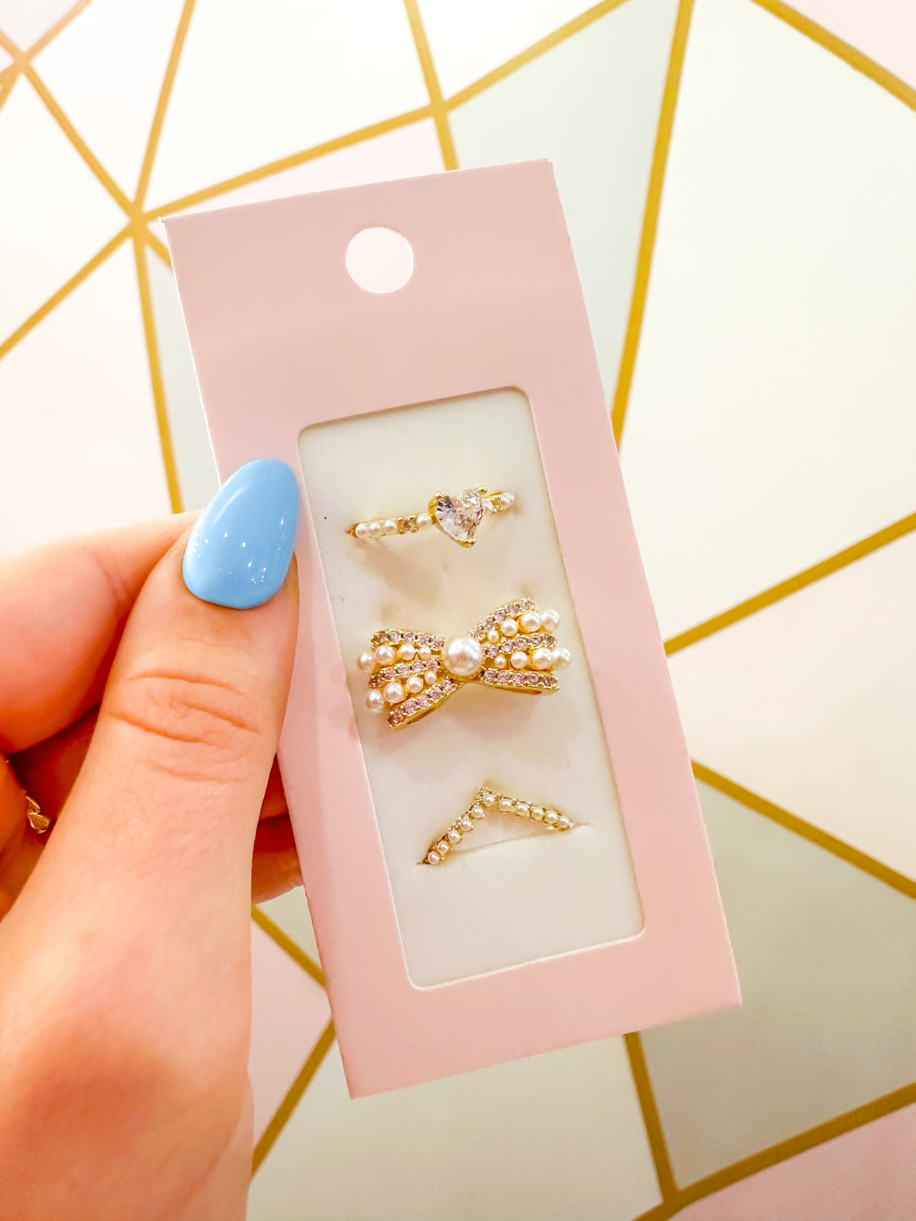 Pearly Girl Ring Set