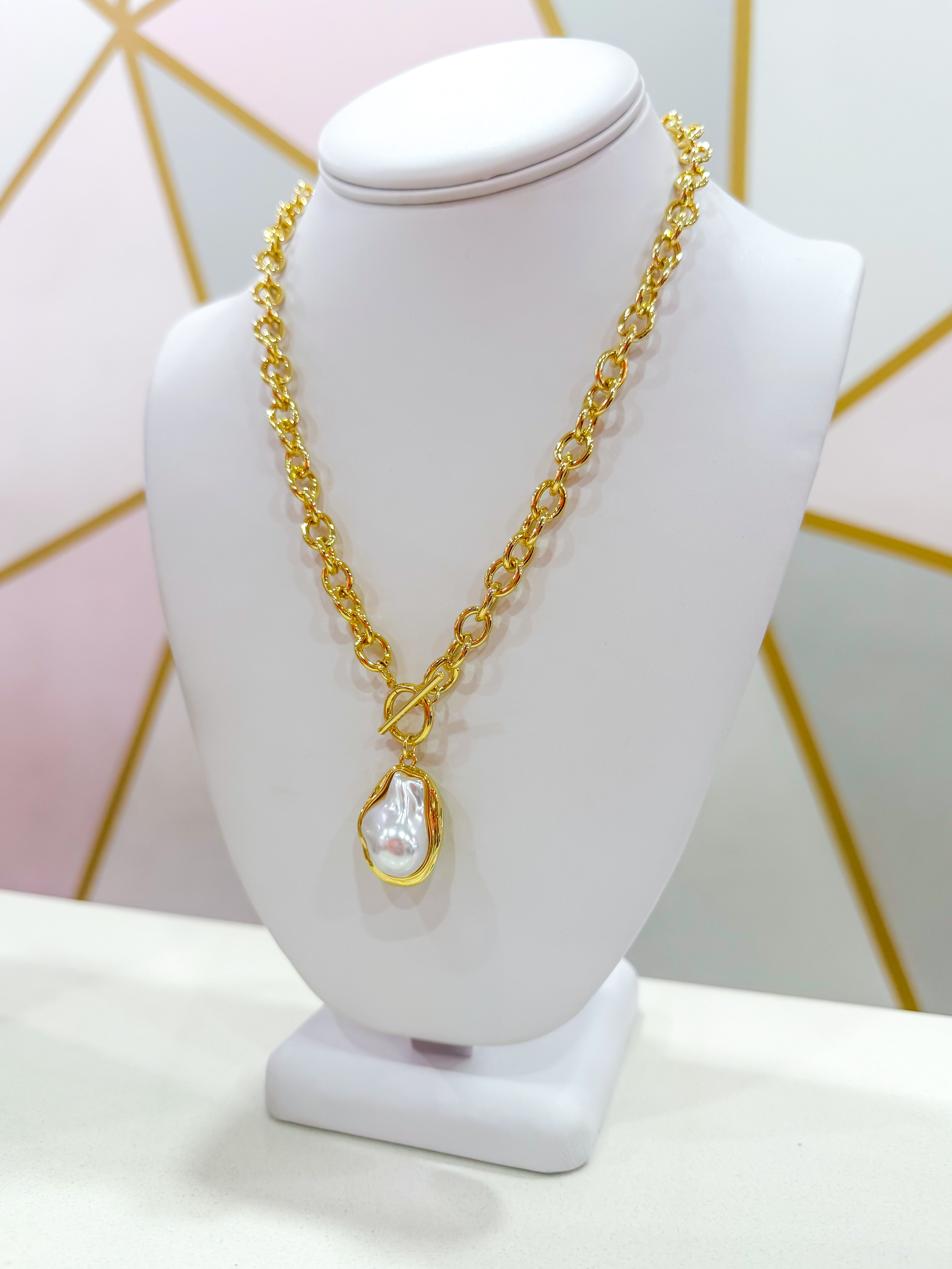 Golden Drift Necklace