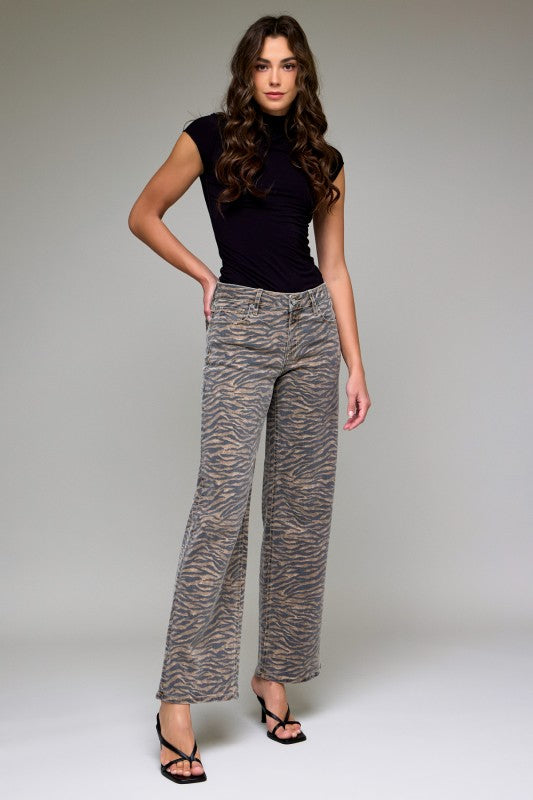 Logan High-Rise Tiger Jeansg