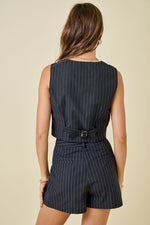 Keeping Secrets Set Black