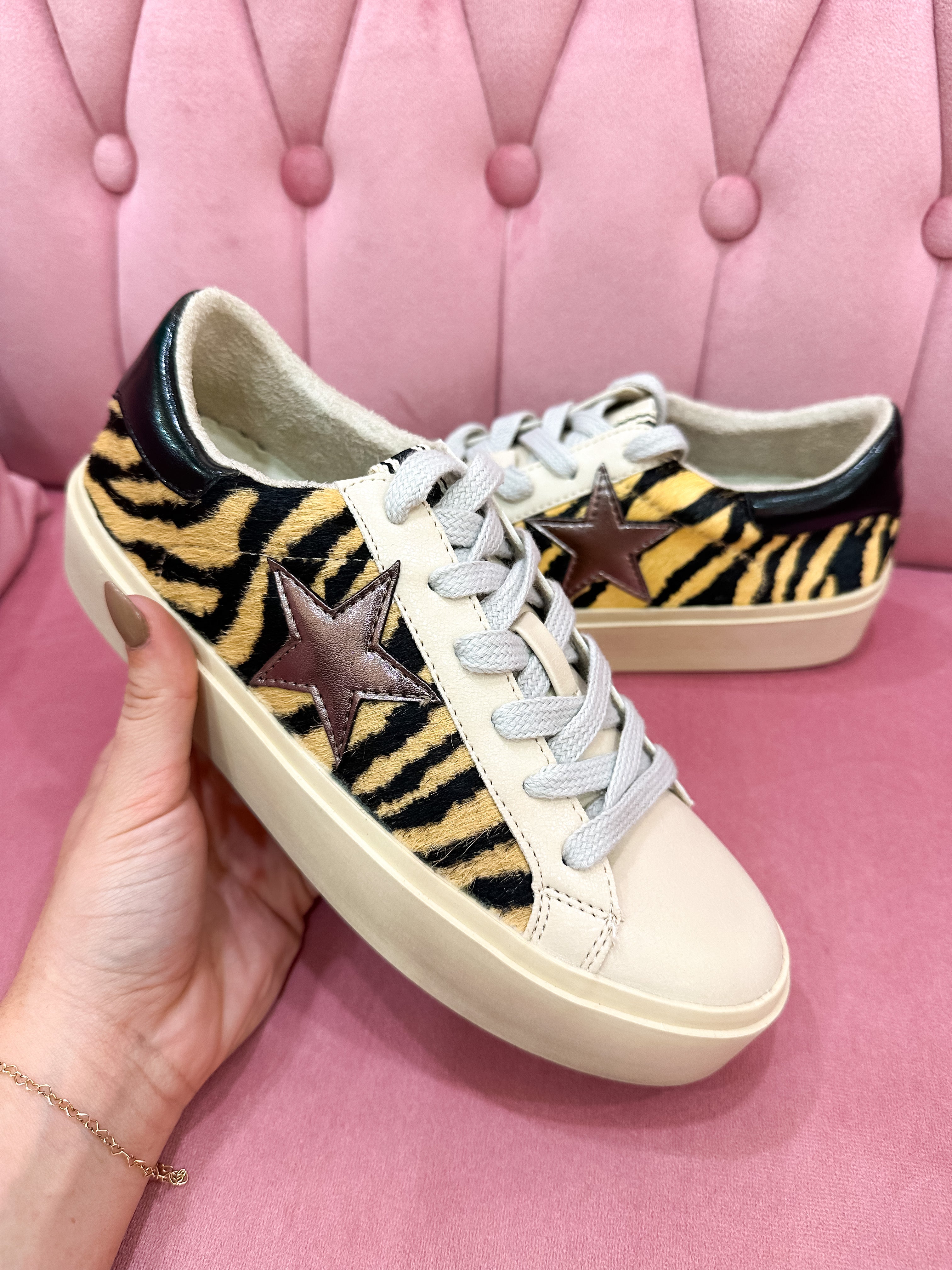 Reba Tiger sneaker