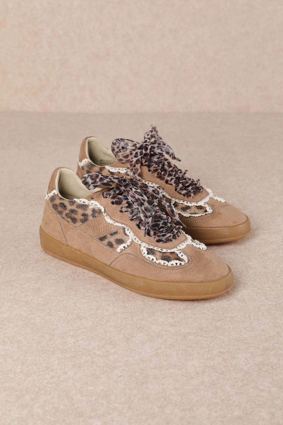 Eleanor Sneaker